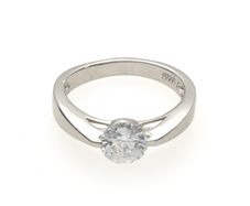 Vintage 925 Sterling Silver & Cubic Zirconia Solitaire Ring