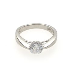 Vintage 925 Sterling Silver & Cubic Zirconia Solitaire Ring
