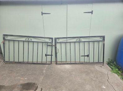 gate