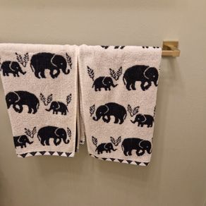 Hand towels