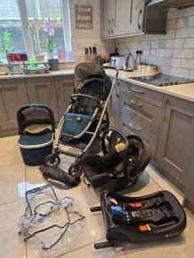 Uppababy Cruz V2 Travel System