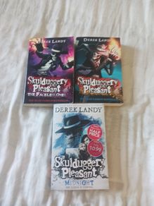 skulduggery book bundle