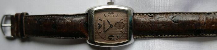 Vintage EMPORIO ARMANI Analog Leather Brown Watch 50 meters/5 ATM