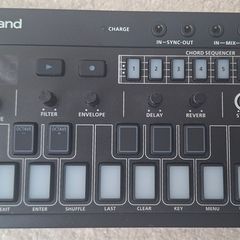 Roland J6 chord synth with case
