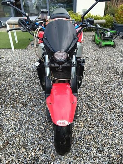 Honda Fireblade 98/99 model.