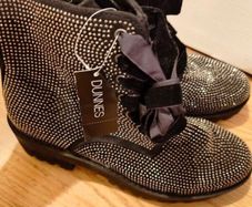 women's boots ( new)