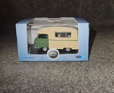 Oxford Diecast 1963 Morris Camper 1.76 Scale Sage Green Pale ivory