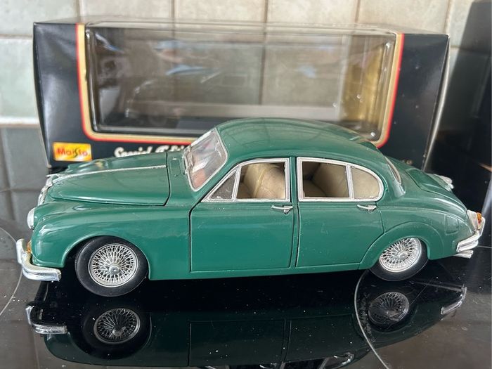 Jaguar diecast