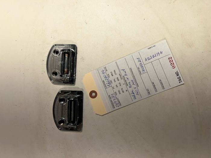 1K0864203 Boot Hook Tie Anchor Luggage Loop VW Audi Golf Polo Passat Caddy A5 A4 a3l2b219g
