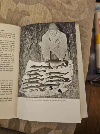 Coarse Fishing Is Easy.d. N.puddepha. 1970 First Edition Hardback With Dustjacket In Fair Condition. See Photos For Same.