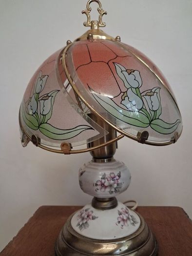 Tiffany style lamp