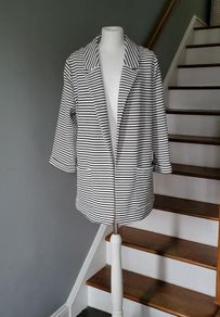 George white & navy blazer, Size 16