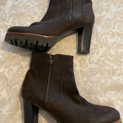 Gadea Dark Brown Nubuck Leather Ankle Boots - Size 40 - Brand New - 9cm Heel