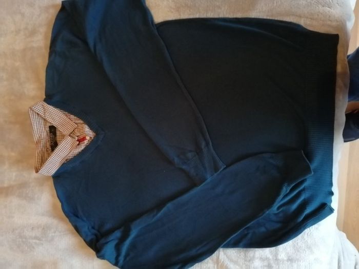 mens top medium