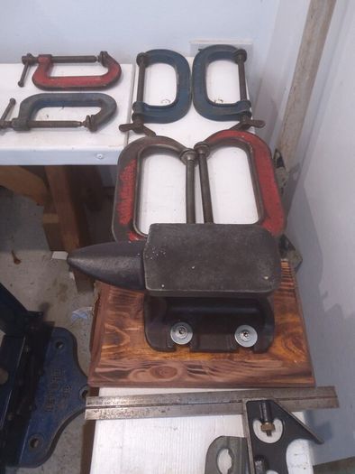 Record  no 96 pipe vice