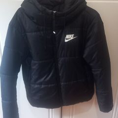 ladies nike therma  fit jacket