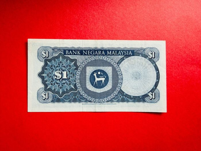 Malaysia  1 Ringgit. 1972  Pick. 13a ( Uncirculated).