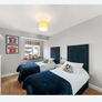 Single beds and headboards Image 2