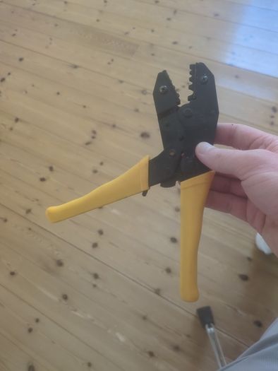 Lug Crimper