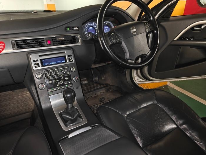 2010 Volvo V70