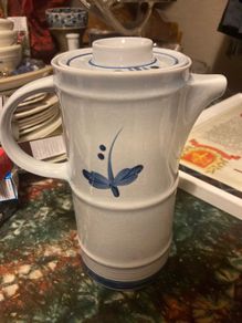 Arklow coffee pot free postage