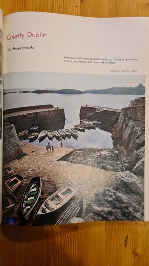 1966 See Ireland Adevrtising Tourist Book. The Scenic, Cultural And History. First Edition. Large Volume Book In Very Good Condition.
