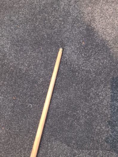 One piece snooker cue