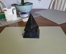 Clock pyramid 4 tier