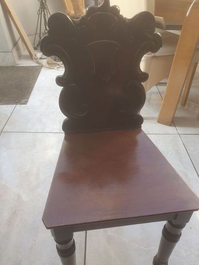 Victorian mahoganh hall chair