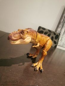 Jurassic world dinosaur figure (T-Rex)