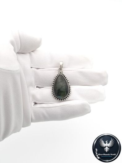 Vintage 925 Sterling Silver Labradorite Pendant