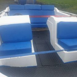 Glastron GX150 Classic Speedboat