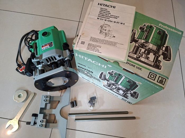 Hitachi M 12V 1/2" Router 110v
