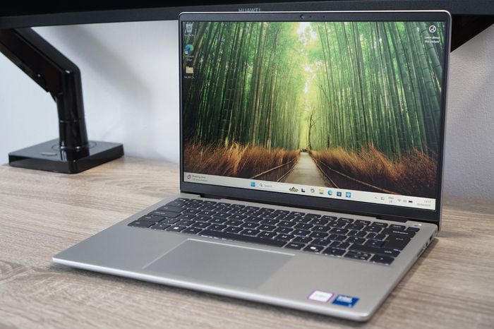 Dell 14 DC14250 | Intel Core 5 120U | 16GB | 512GB