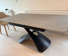 Dining / Coffee Table - Adjustable Height & Length