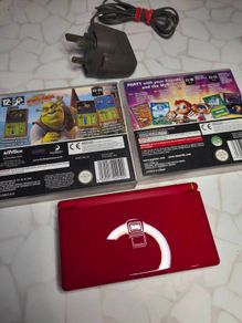 Nintendo DSi Red Console mint + games shrek my sims VGC Fast Shipping GREAT COND