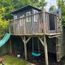 Treehouse/playhouse custom built excellent condition Image 2