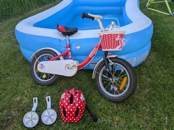 Girls 14inch bikes