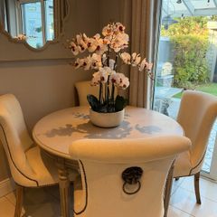 Coach house table & upholstered chairs