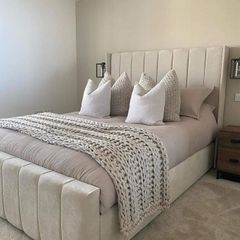 Wingback Double bed floor standing headboard, footboard and mattress