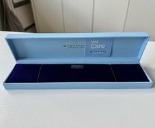 Newbridge jewellery box, in mint condition, like new