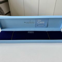 Newbridge jewellery box, in mint condition, like new
