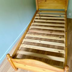 Pine single bed