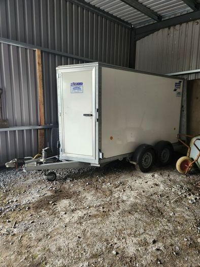 box trailer