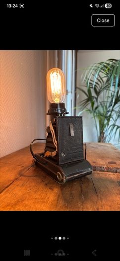 Vintage camera table lamp