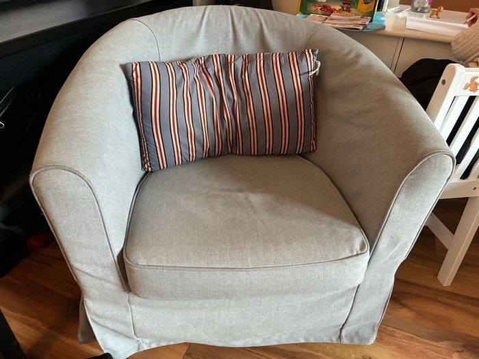 tub chair free to take away