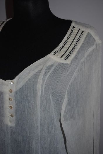 Soya Concept cream blouse size XXL UK18/20 EU 46/48 Postage included
