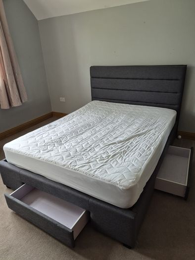 Double Bed