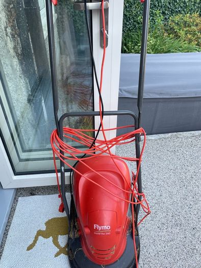 Flymo Hover Vac