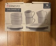 Tableware Set 16pcs Brand New in box